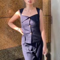 square neckline top semiwool