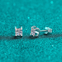 0.5ct/1ct 925 silver stud earring ต่างหูโมซานไทน์สไตล์คลาสสิกปลายจมูกวัว Moissanite earring 925 เงิน