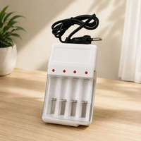 Ccas listrik baterai AA AAA lengkap cas baterai Cas Baterei charger baterai jam isi ulang penuh Puti