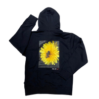 【毒】NIKE SB BEE HOODIE 黑色 小花 蜜蜂 採蜜 刷毛 連帽 帽T DD2094-010【領券折222｜Cube卡+APP下單最高10%回饋】