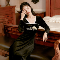 復古中國風繡花年新款黑色絲絨修身顯瘦長袖漢服連衣裙女裝