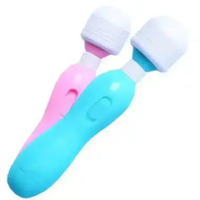 Mainan vibrat untuk wanita penggetar tahan air USB pemijat tubuh tongkat pemijat AV tongkat Vibrat c