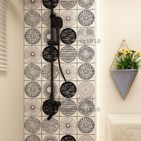廚房地面瓷磚裝飾貼紙地板翻新墻貼創意浴室防水防油墻紙自粘壁紙【時尚大衣櫥】