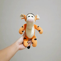 Tiger Winnie The Pooh Original Disneyland Size 20 cm/ Boneka Tiger