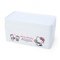 小禮堂 Hello Kitty 磁吸抽取式塑膠口罩盒 (白款)