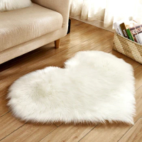 30x40cm Heart Shaped Fluffy Rug Shaggy Faux Wool Carpet Sofa Cushion Living Room Bedroom Decorative Floor Mats