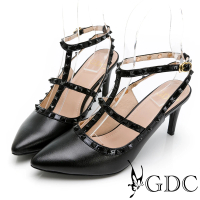 【GDC】真皮歐美氣勢質感鉚釘設計款尖頭後空高跟包鞋-黑色(121992-00)