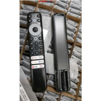 The new RC902V FMRK voice remote control replacement is suitable for   smart TV using FPT Play funct