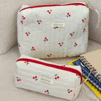 Quilted Cotton Ladies Travel Storage Bag Retro Women's Cherry Embroidered Pattern Diaper Bag Cute Design Girls Makeup Bag
