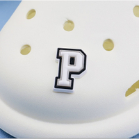 USOQ Jibbitz Crocs ขายดี jibz จี้ตัวอักษรเรืองแสง ตัวเลข DIY สําหรับตกแต่งรองเท้า Croc 1 ชิ้น