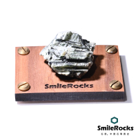 【SmileRocks 石麥】鉻透輝石 4.6x3.5x3.5cm(治愈水晶 附SmilePad 6X9底板)