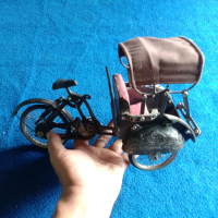 Miniatur Becak Besi