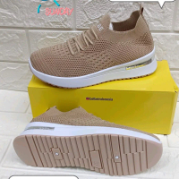 Sepatu Sneakers Belbe Tali Wanita Import Terbaru Warna Cream Tanpa Hak