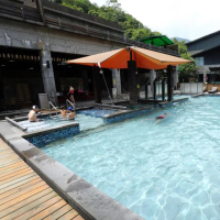 【金山八煙溫泉會館】戶外露天風呂（單人）．贈送溫泉魚乙次(享樂券)