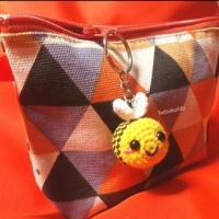 Amigurumi Tiny Bee keychain/ Boneka Rajut lebah kecil gantungan kunci