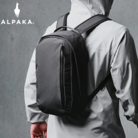 ALPAKA METRO BACKPACK 可放14“電腦 黑色
