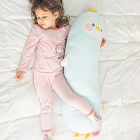 全城熱賣 - 兒童長條抱枕女生睡覺床上夾腿側睡枕頭臥室孕婦款大靠枕床頭靠墊企鵝彎彎睡覺抱枕【ASD90釐米】【可拆洗親膚A類面料】0
