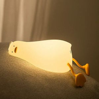 創意躺平鴨矽膠小夜燈 奮鬥鴨拍拍燈兒童USB充電床頭餵奶