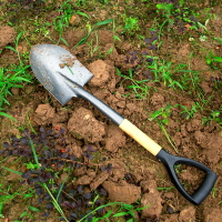 挖土鏟 子戶外園藝鐵鍬養殖農用工具種菜錳鋼車載鏟 雪家用種花鐵鏟