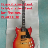 Yamaha electric guitar. SG2000 , a piece of wood neck, a piece of wood body, ebony fingerboard,ABR-1 bridge, color binding，