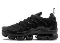 AIR VAPORMAX PLUS TRIPLE BLACK