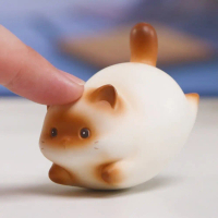 Cat Resin Figure Goncang Cat Swinging Doll Gemuk Kartun Cat Resin Ornament Kawaii Mini Cat Car Decor