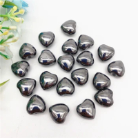 1PC Mini 15mm Natural Terahertz Heart Shaped Crystals Stone Ornament Reiki Energy Healing Gemstone Home Decor Crystal Stone