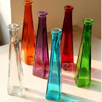 彩色透明簡約現代玻璃細高三角形小花瓶創意小清新插花瓶玫瑰花瓶