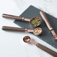 不銹鋼玫瑰金量勺4件套原木手柄量匙套裝不銹鋼刻度量勺烘焙工具