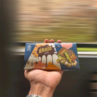 Coklat Dubai Lokal dengan Isian Kunafa dan Kacang Pastashio - Makanan Ringan - Meal, Food Camilan En