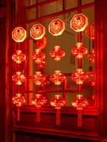 新年裝飾品2024過年春節紅燈籠掛飾場景布置大門掛件陽臺發光燈籠