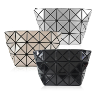 ISSEY MIYAKE 三宅一生 BAOBAO 3x5亮面化妝包(米)