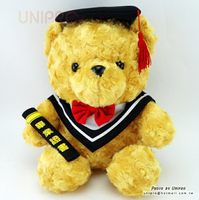 【UNIPRO】畢業小熊 黑色學士熊 畢業熊 30公分 坐姿 軟毛 磨花絨 絨毛娃娃 玩偶 畢業禮物 裝飾