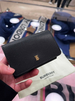 現貨在台,不用等~ Burberry logo 三折短夾-魚子醬皮革 極品好貨💕霹靂無敵便宜😍