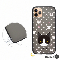 Corner4 iPhone 11 Pro 5.8吋柔滑觸感軍規防摔彩鑽手機殼-賓士貓(黑殼)