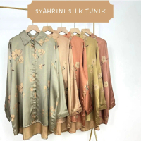 Syahrini Jumbo Atasan Tunik Silk Wanita Muslim Terbaru Kancing Hidup Jumbo - Syahrini LD 130 tunik f