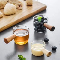 50/100 ml Wood Handle Glass Espresso Measuring Cup Sauce Vinegar Plate Gravy Boats Coffee Mini Milk Pan Glass With Handle