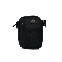 【NEW BALANCE】Bags 中性 黑色 小型側背包 臀包 斜背包 運動 休閒 側背包 LAB23102BK