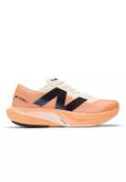 New Balance New Balance Womens FuelCell Rebel v4  - Hot Mango