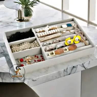 Display Nampan Variasi Cincin dan Sekat 25 x 35 Merah