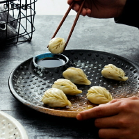 家用陶瓷餃子盤裝蝦盤 日式餐具帶醋碟分格盤 個性創意復古涼菜盤