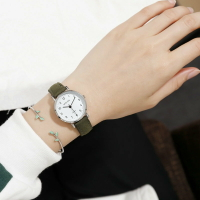 新款韓版簡約手表女潮流休閑石英表手表高中學生百搭超薄時裝手表