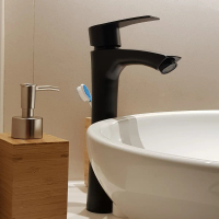 VNT Keran Air Washtafel Panas Dingin Kran Wastafel Hitam Minimalis