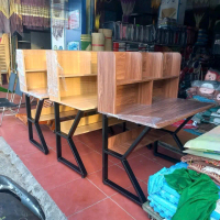 Bàn làm việc chữ K kèm kệ sách trên và kệ lửng dưới bàn. kt dài 1m2. rộng 60cm. cao 75cm