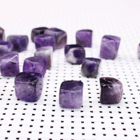 如鴻天然紫水晶原石小顆粒方塊魚缸裝飾石頭多肉盆栽造景