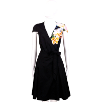 CLASS roberto cavalli 黑色花卉圖騰飾V領短袖洋裝