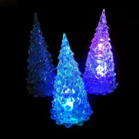 Acrylic light-emitting Christmas tree mini crystal Christmas tree window display table Christmas gift decoration manufacturer