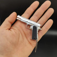 High Quality 2023 New Mini M1911 Pistol Keychain Mini Gun Model 1:3 Gold Silver 1911 Alloy Wood Handle Keychain Boys Gift
