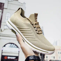 Couple Sneakers Men Casual Shoes Embroidered Bee Sneakers Men High Quality Luxury Flat Men White Trainers Zapatos Hombre