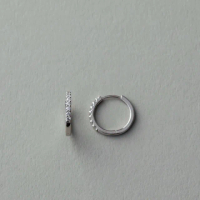 【ete】PT900 輕奢鑽石美型圈耳環(鉑金色)